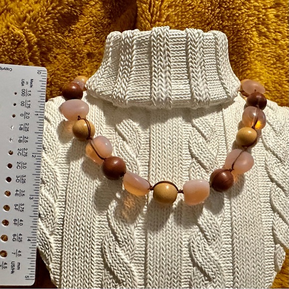 NWT Pink & Brown Bead Necklace by SoGood - Picture 4 of 7